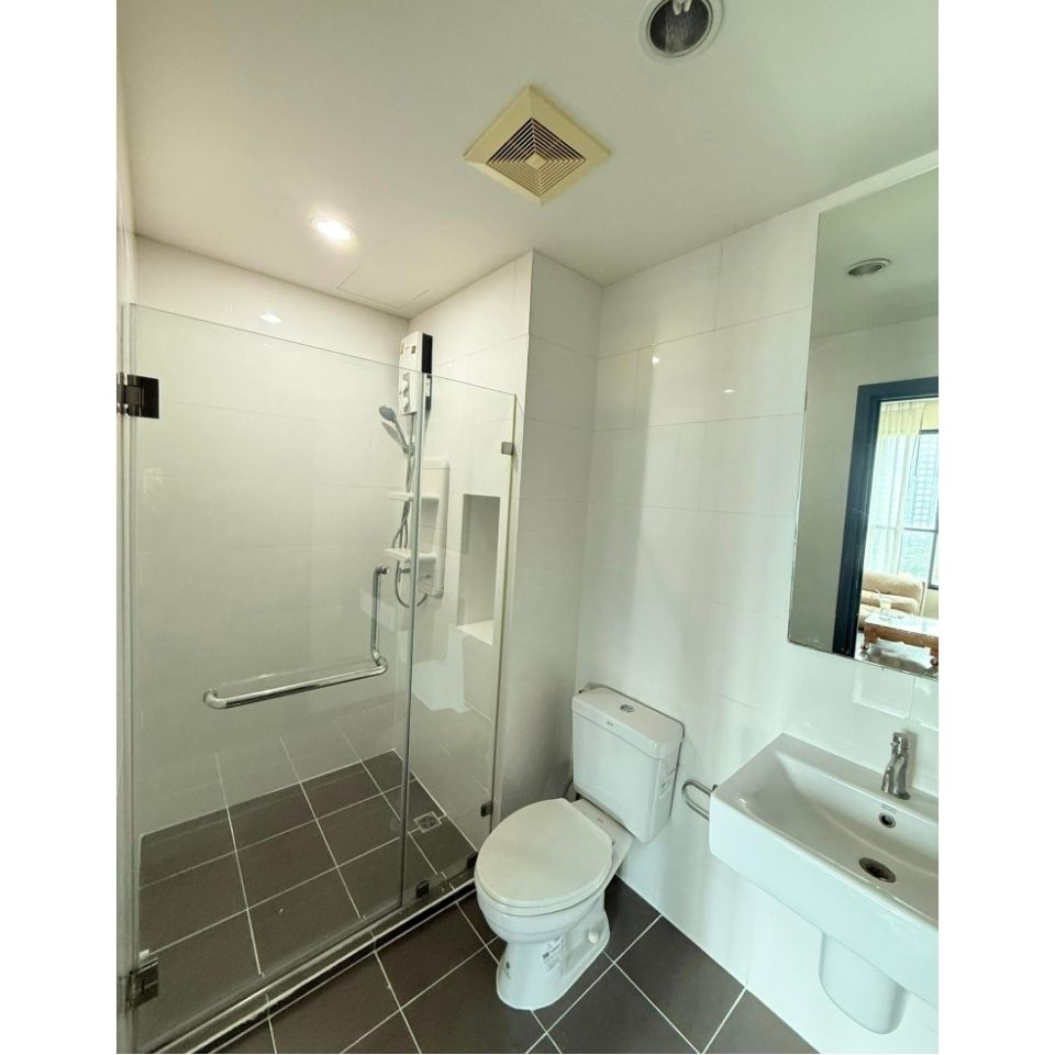 The Base Park West 1Br/1Bth/30Sqm/16Flr