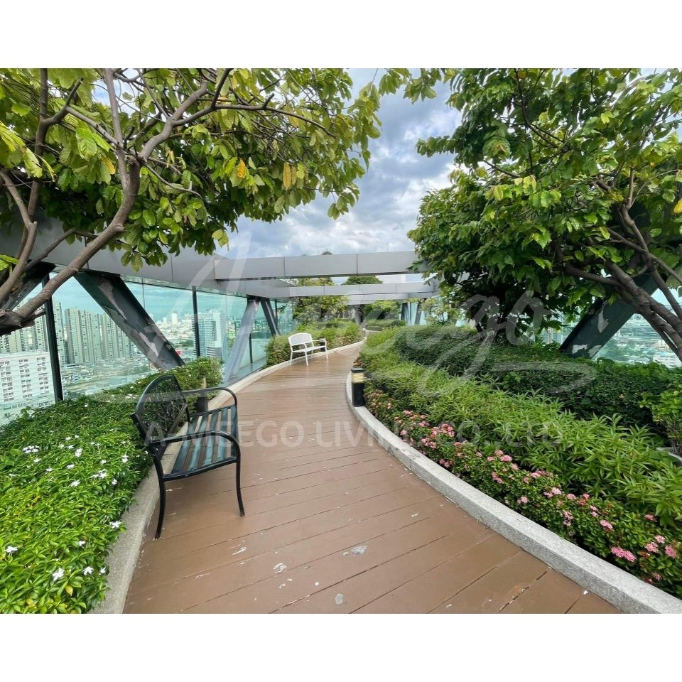 Ideo Mix 103 1bdr/1Bth/24Sqm15Flr For rent