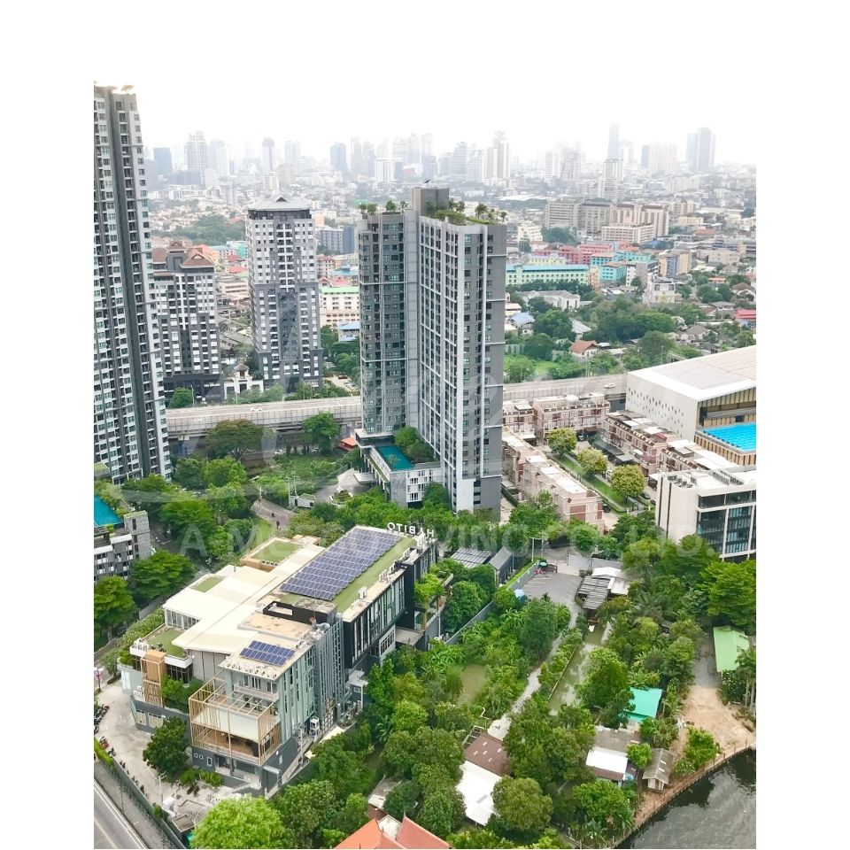 The Base Sukhumvit 77  1bdr/1Bth/36Sqm/37Flr/BldB for rent