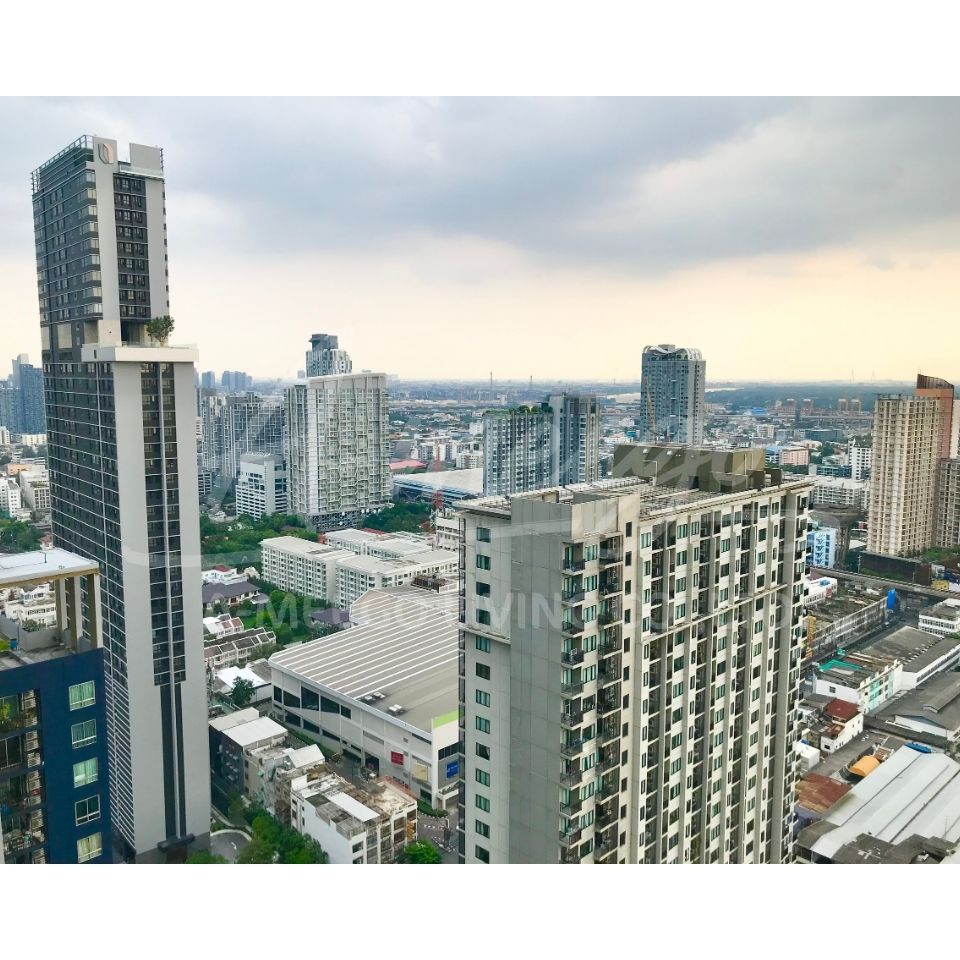 The Base Sukhumvit 77  1bdr/1Bth/36Sqm/37Flr/BldB for rent