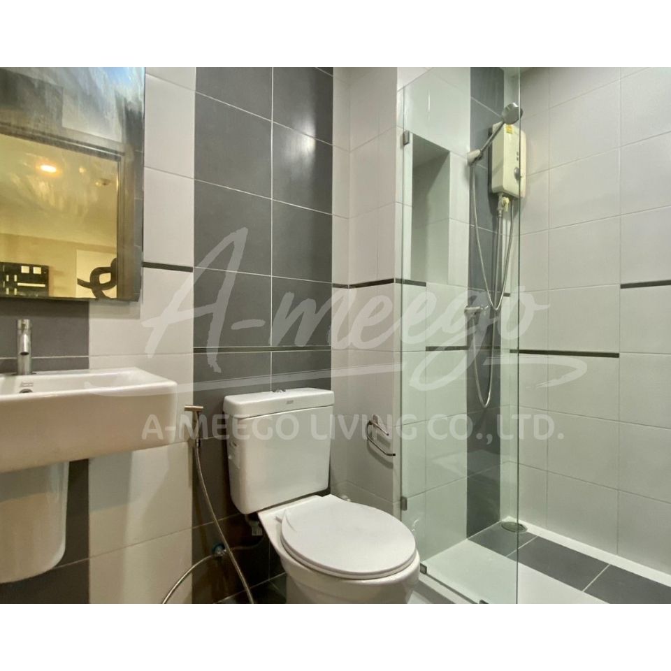 The Base Sukhumvit 77  1bdr/1Bth/30Sqm/10Flr For rent