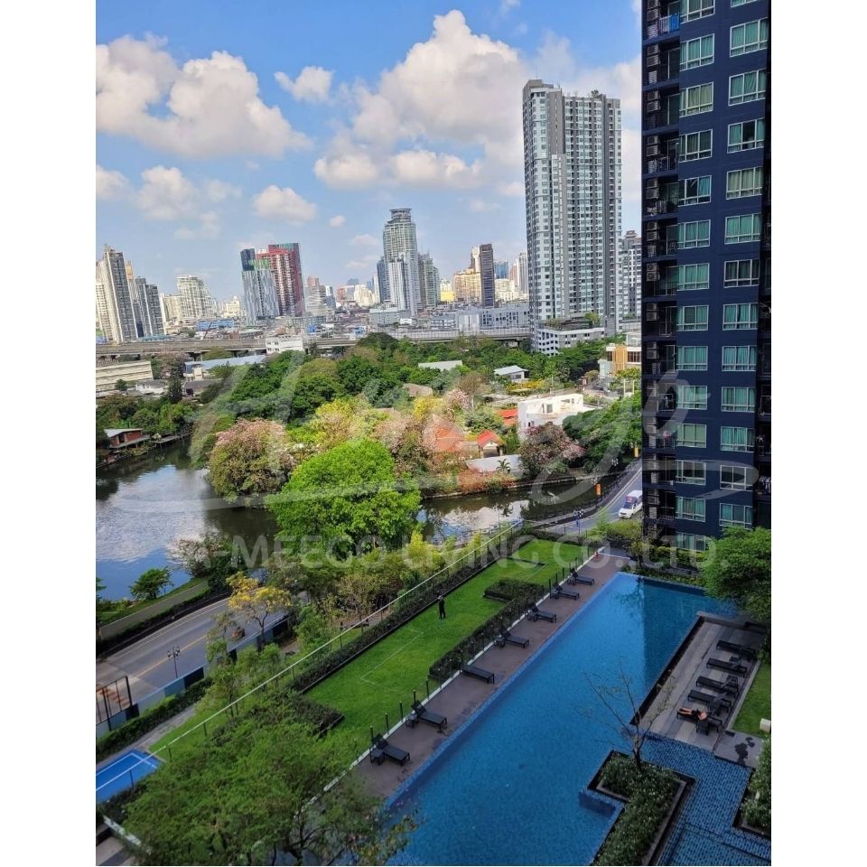 The Base Sukhumvit 77  1bdr/1Bth/30Sqm/12AFlr/BldA for Sale