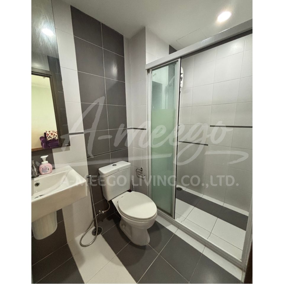 The Base Sukhumvit 77  1bdr/1Bth/30Sqm/12AFlr/BldA for Sale