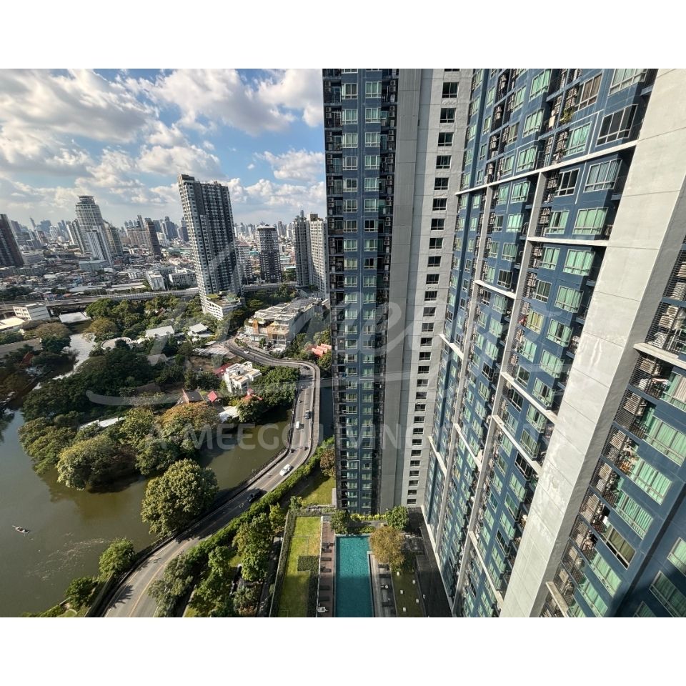 The Base Sukhumvit 77  1bdr/1Bth/30Sqm/28Flr/BldA for rent