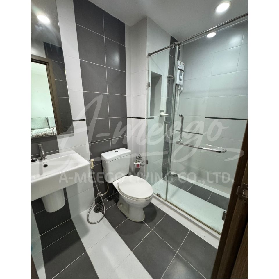 The Base Sukhumvit 77  1bdr/1Bth/30Sqm/28Flr/BldB For rent