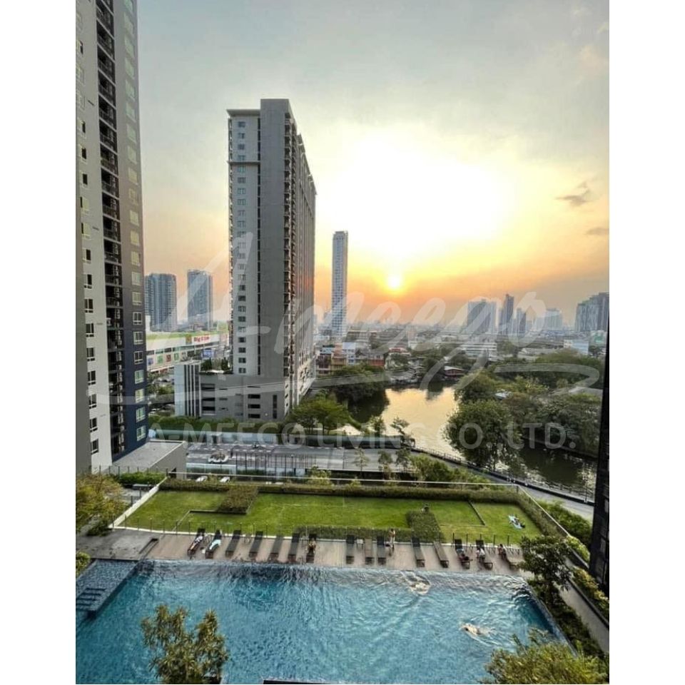 The Base Sukhumvit 77  1bdr/1Bth/35Sqm/12AFlr/BldA For Sale