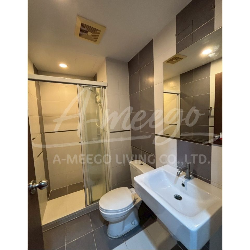 The Base Sukhumvit 77  2bdr/2Bth/57Sqm/8Flr For rent